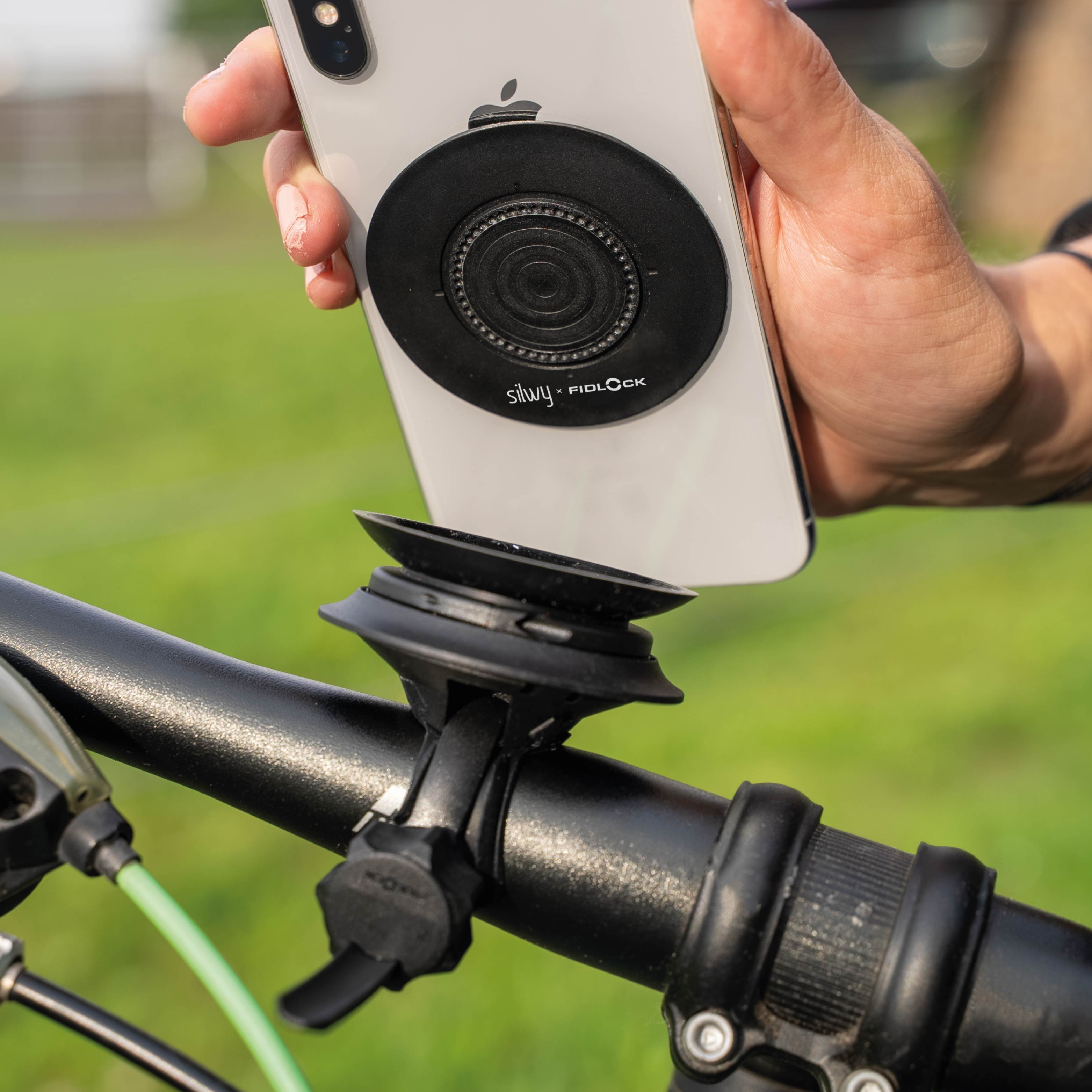 Magnet-VACUUM-Handyhalterung UNIVERSAL für Fahrräder inkl. Magnet-VACUUM-Patch