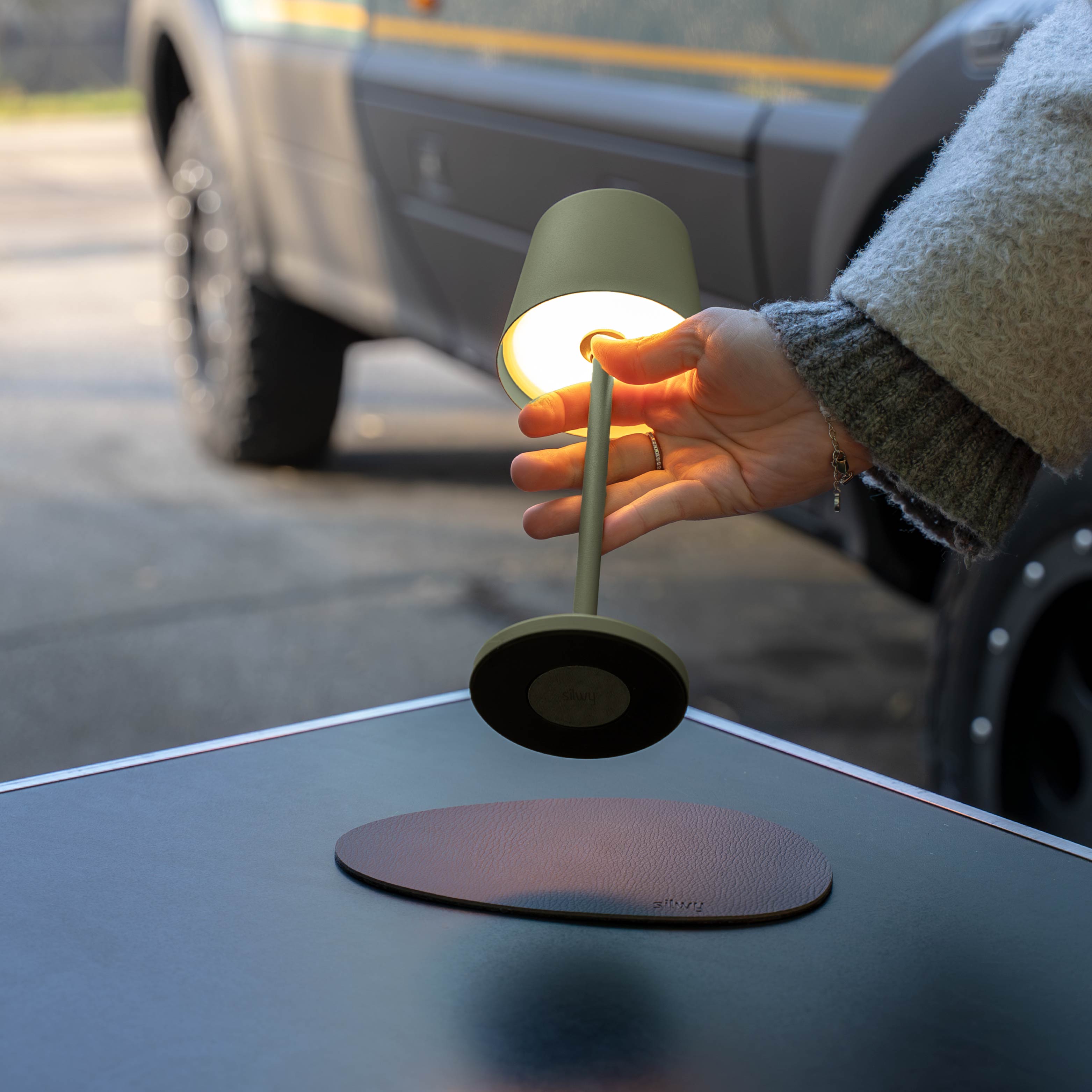 Magnet-Leuchte L SAGE inkl. Platzset