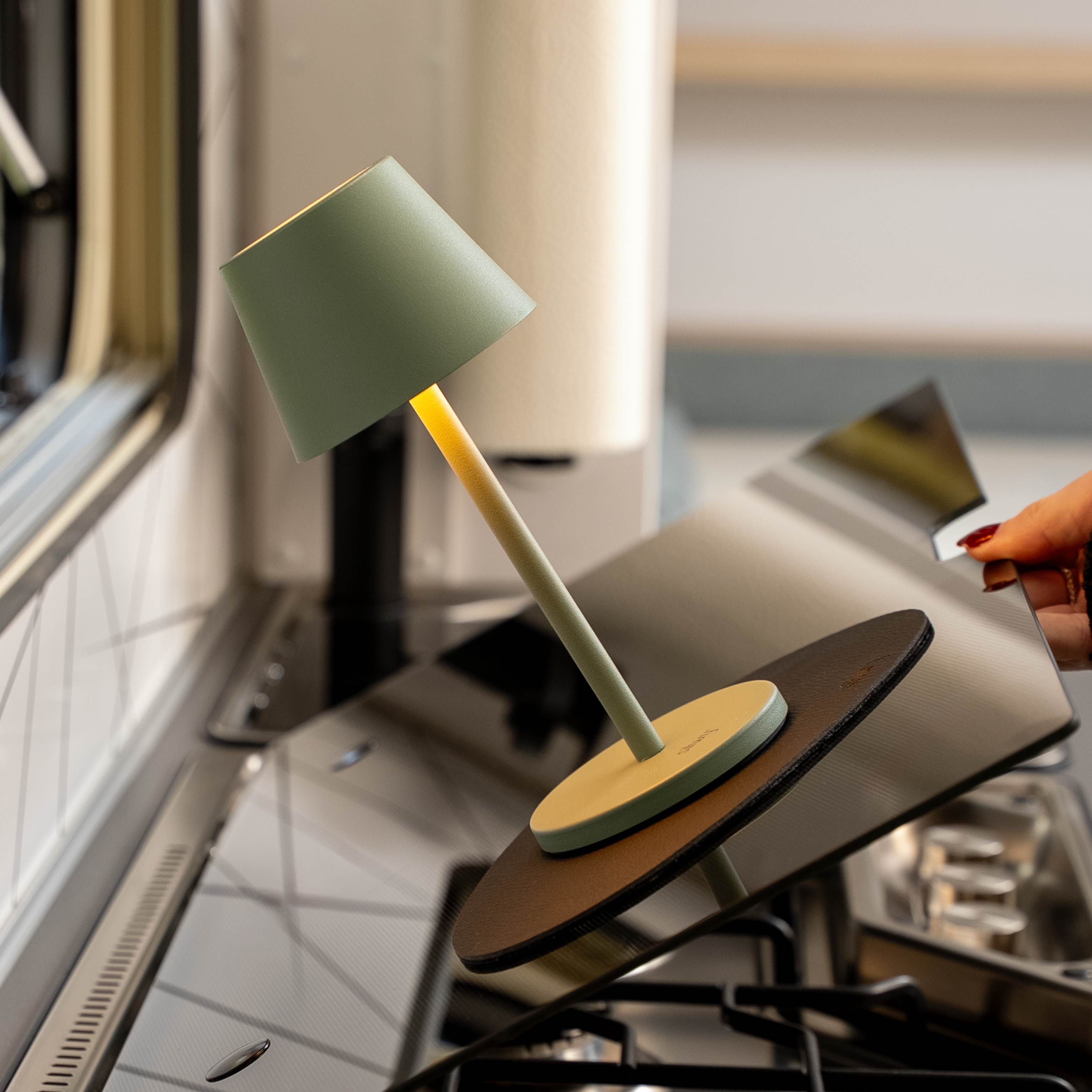Magnet-Leuchte S SAGE inkl. Platzset