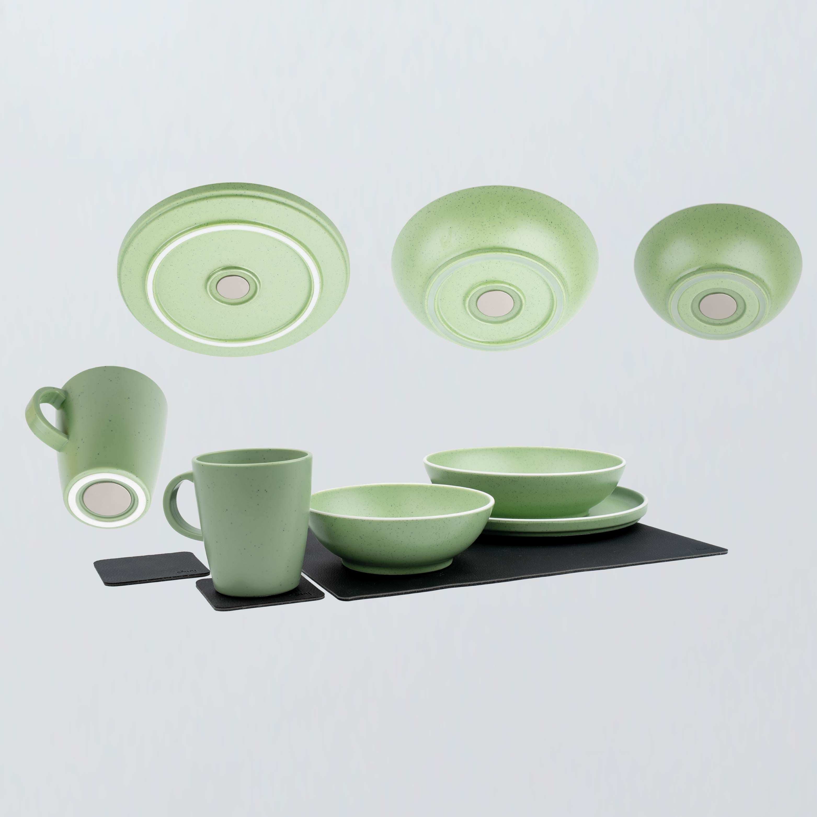 Magnet-Kunststoff-Geschirrset green Freisteller-Bild