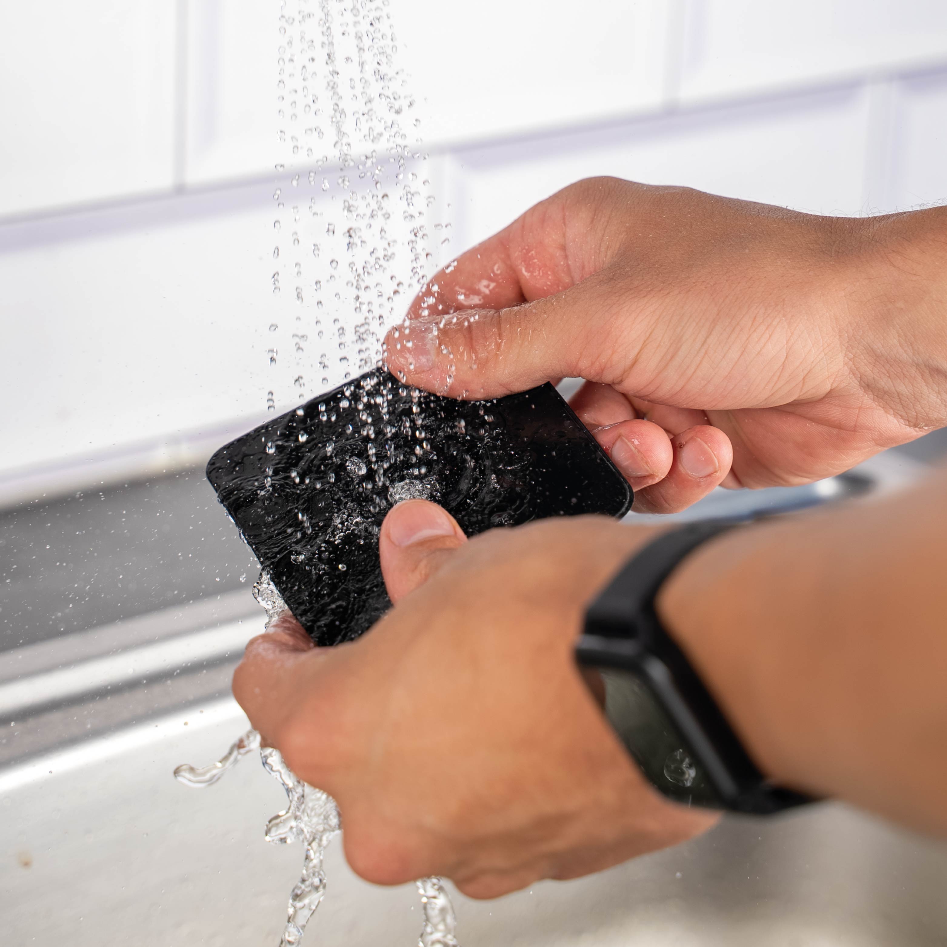 VACUUM x silwy® sticky base