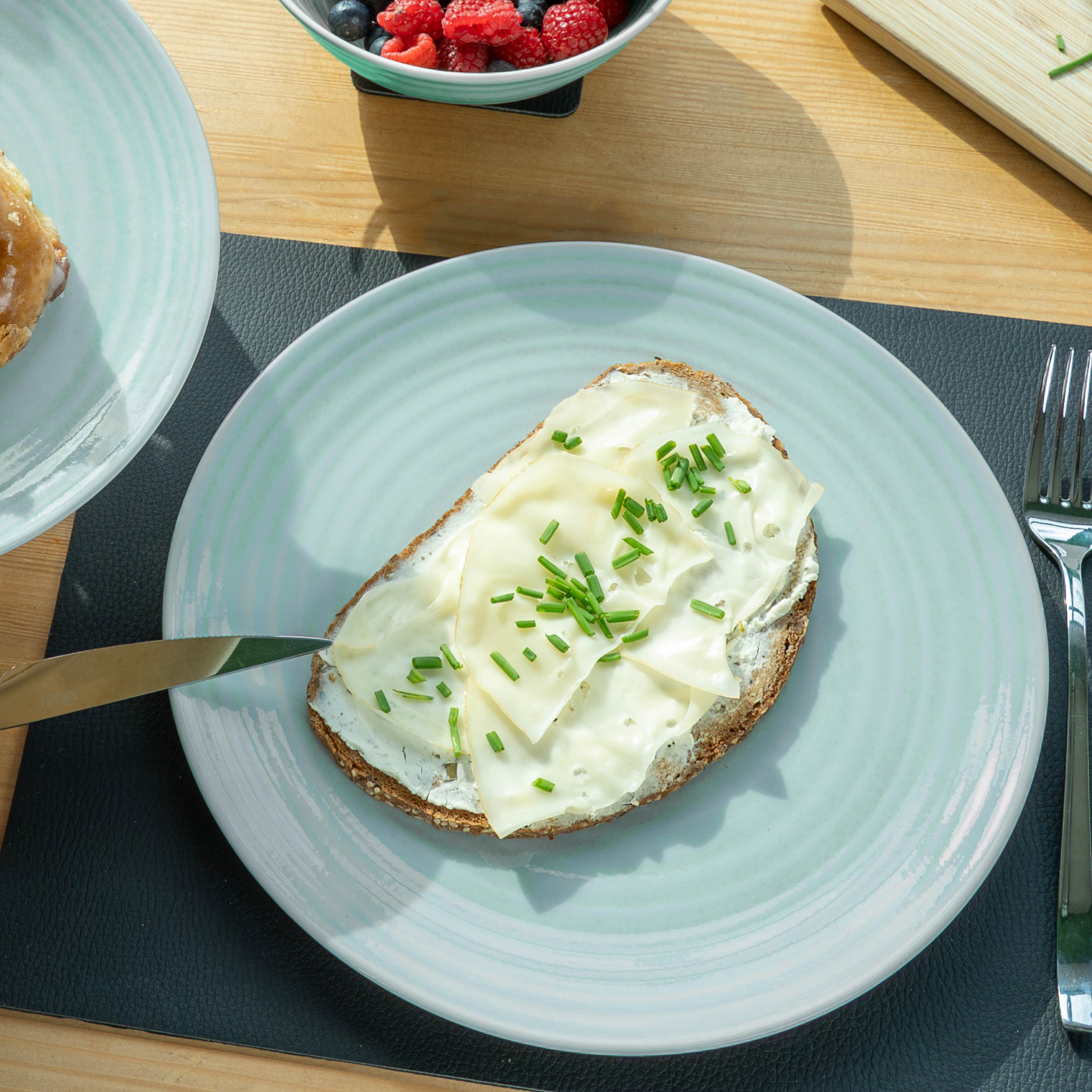 Magnet-Porzellan-Teller_26cm cyan topshot