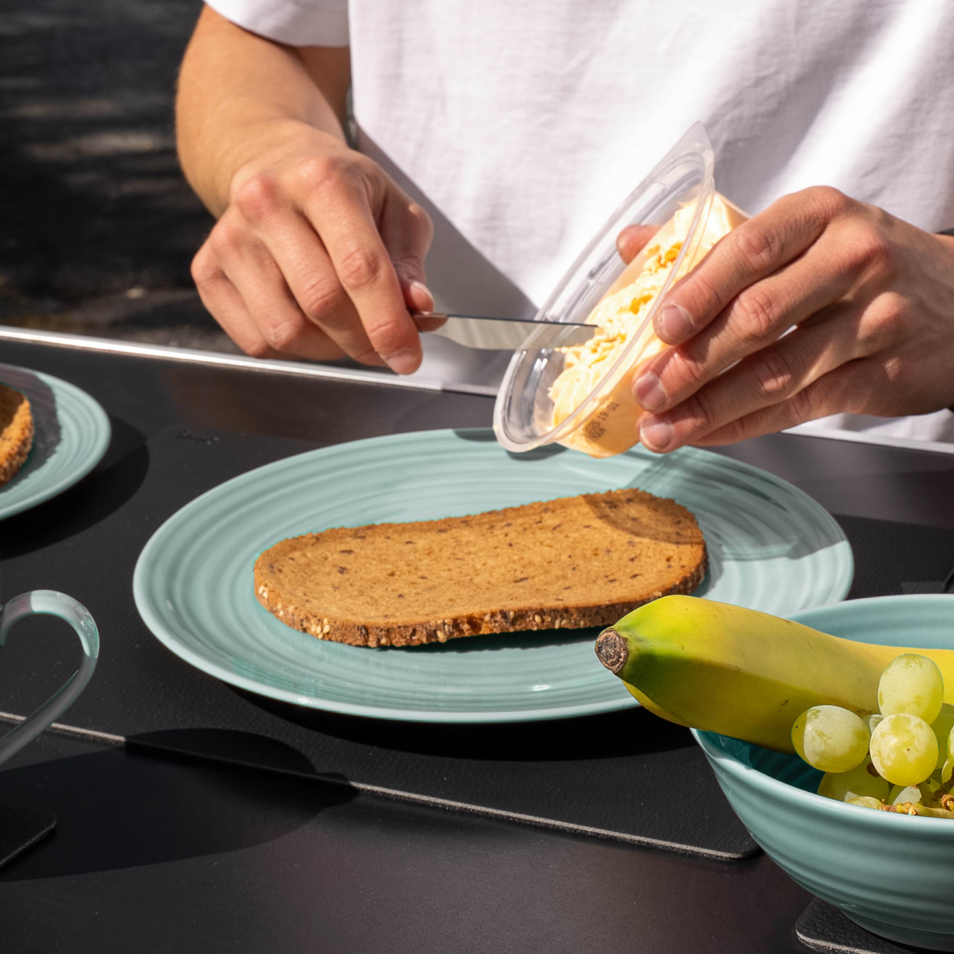 Magnet-Porzellan-Teller_26cm cyan Campingtisch