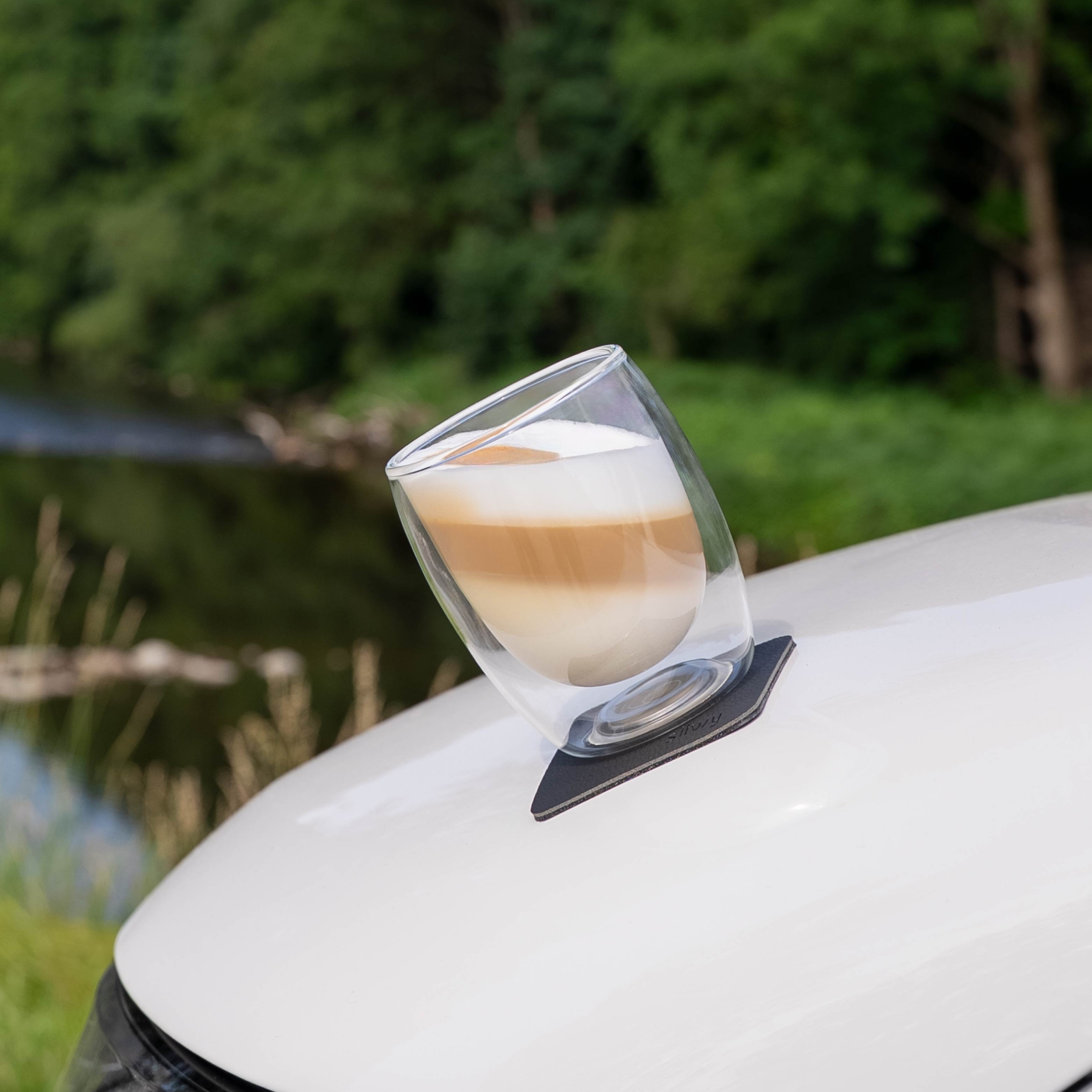 Verre cristal magnétique à double paroi