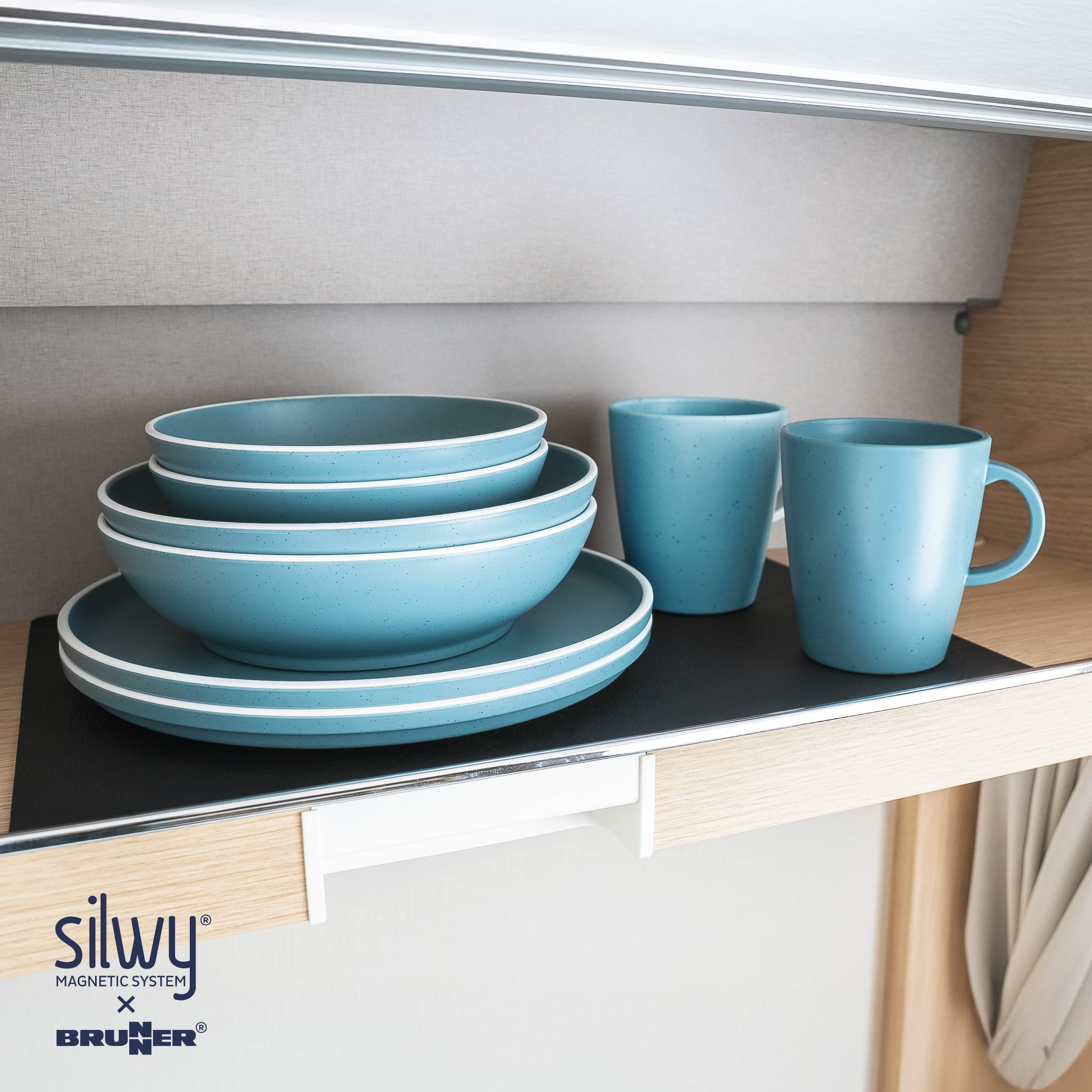 Magnet-Kunststoff-Geschirrset blue Oberschrank