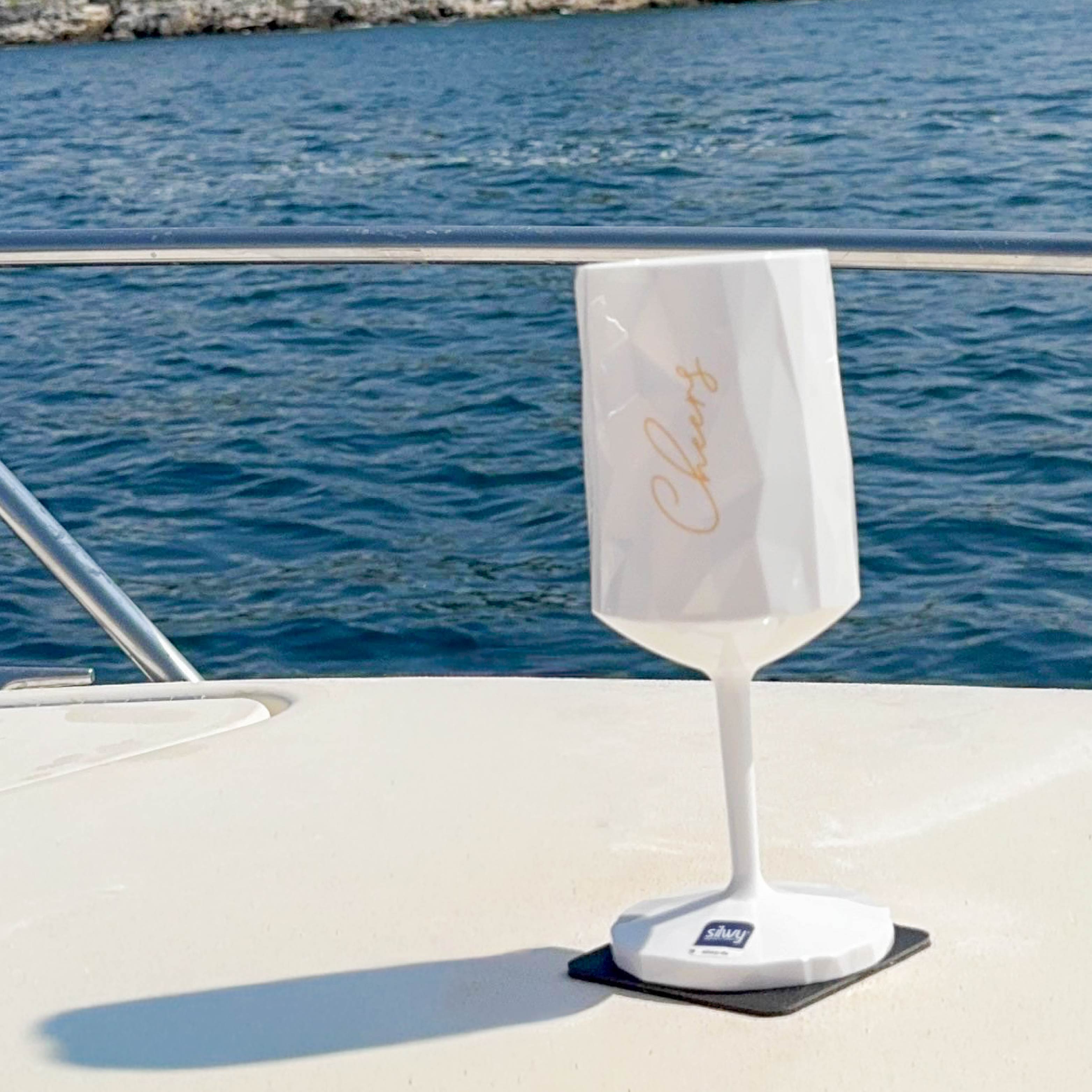 Magnet-Kunststoffglas WEIN CHEERS 0,3l