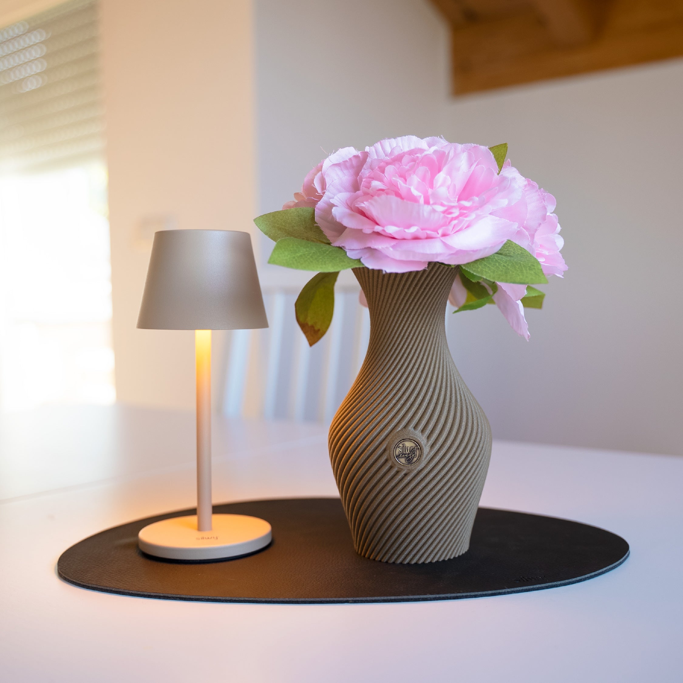 Vase magnétique FLOW SABLE DU DÉSERT
