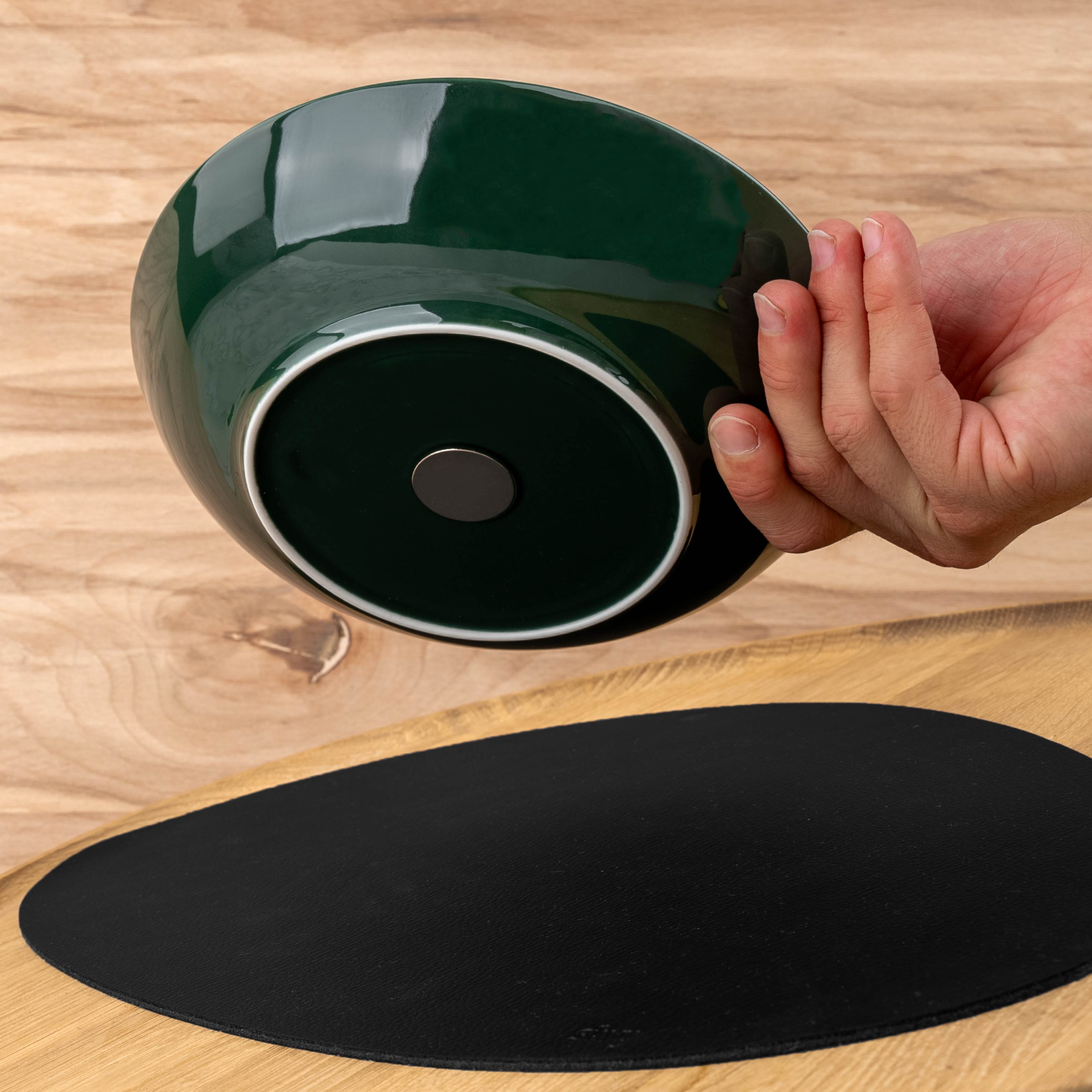 Nahaufnahme Magnet im Boden