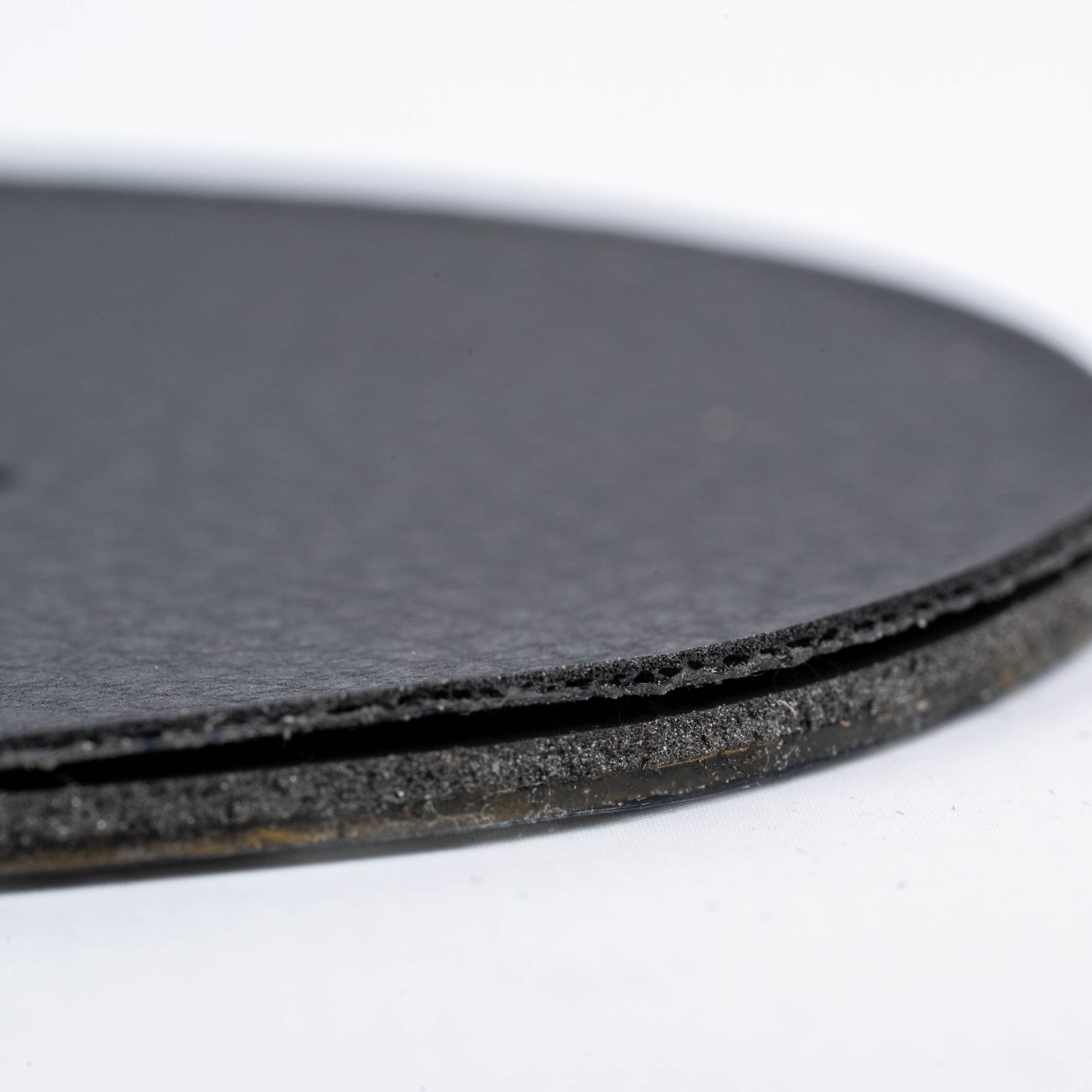 Innenleben eines Metall-Nano-Gel-Pads