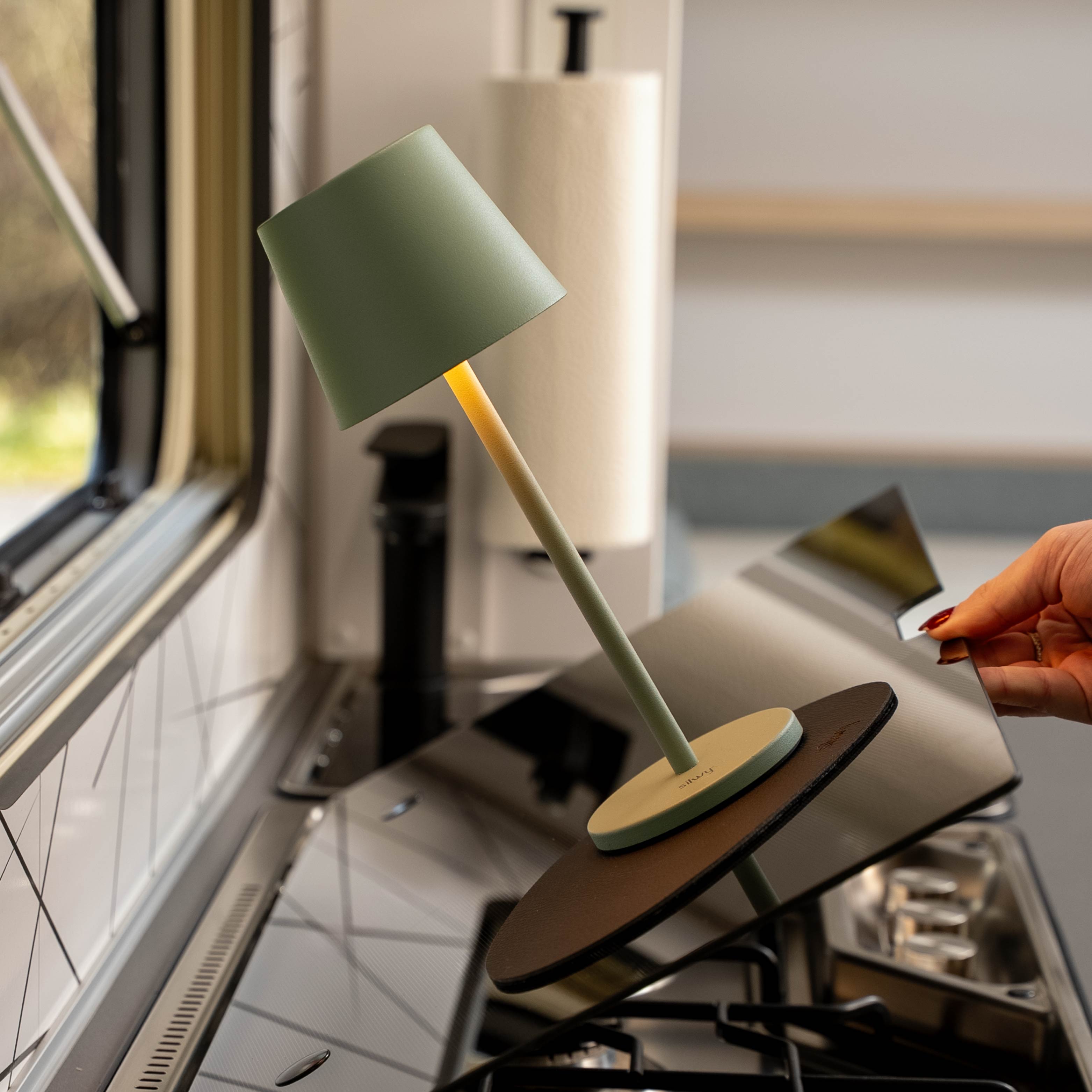 Magnet-Leuchte L SAGE inkl. Platzset