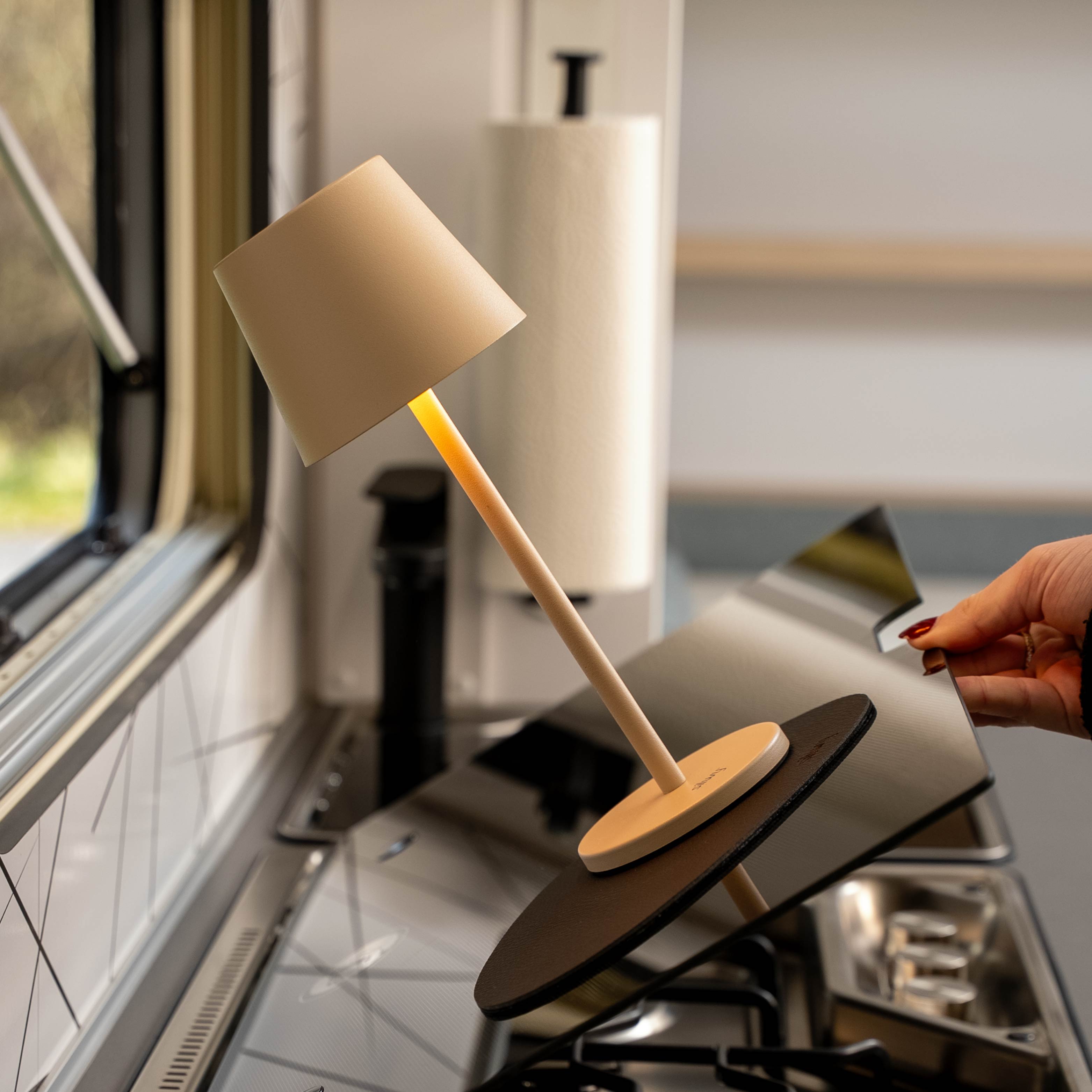 Magnet-Leuchte L SAND inkl. Platzset