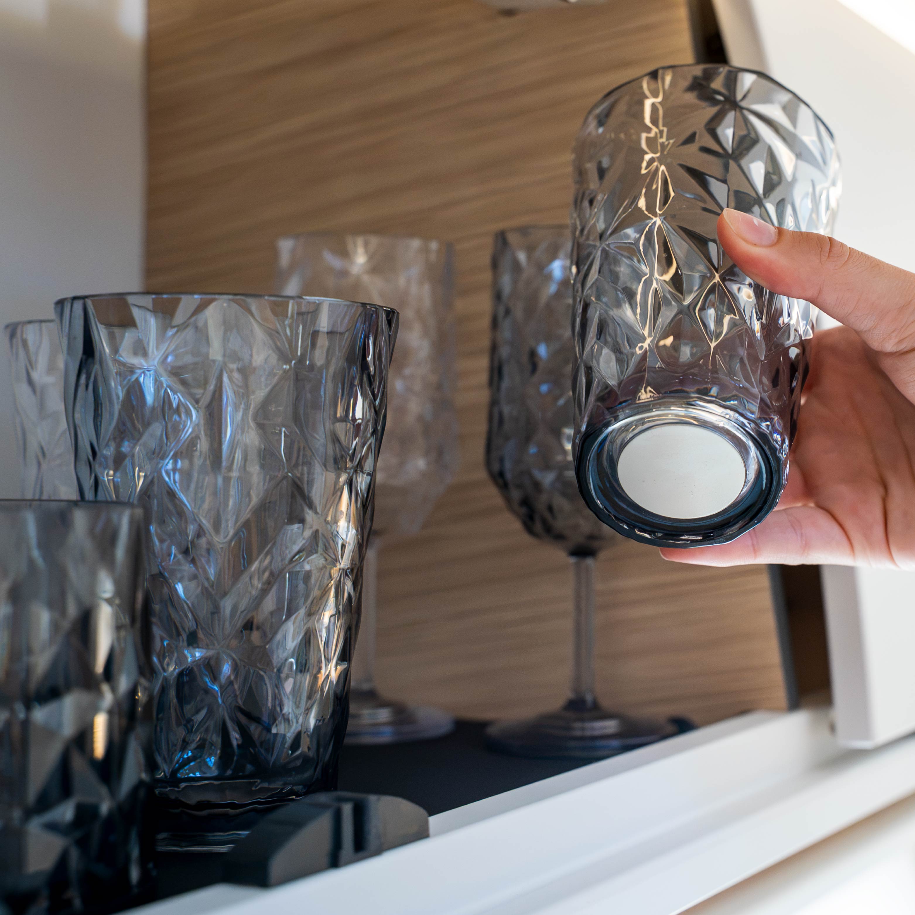 Verre magnétique en plastique LONG DRINK GRIS PRISMA sans tampon