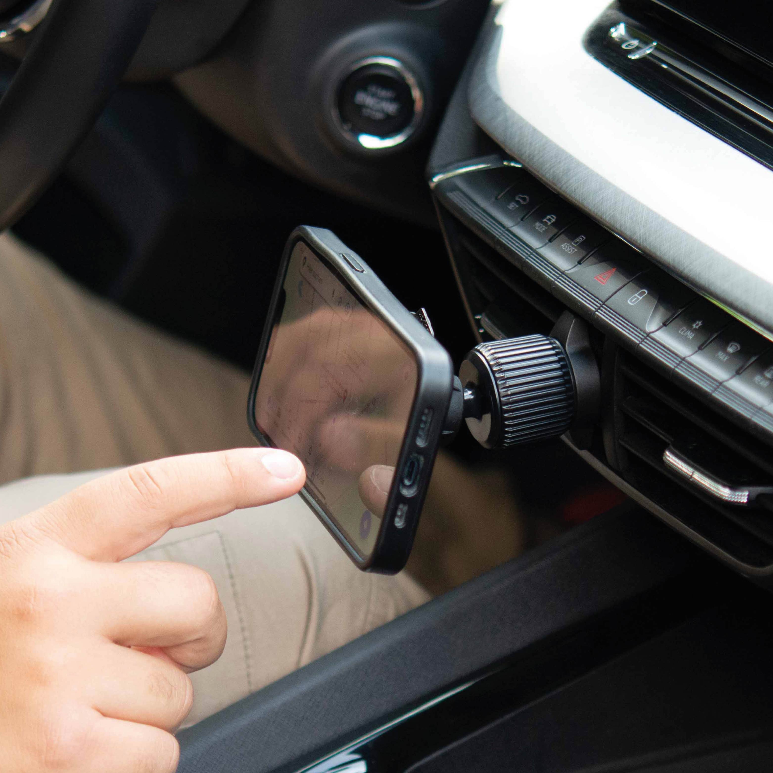 Magnet-VACUUM-Handyhalterung UNIVERSAL für Auto-Lüftungsgitter inkl. Magnet-VACUUM-Patch