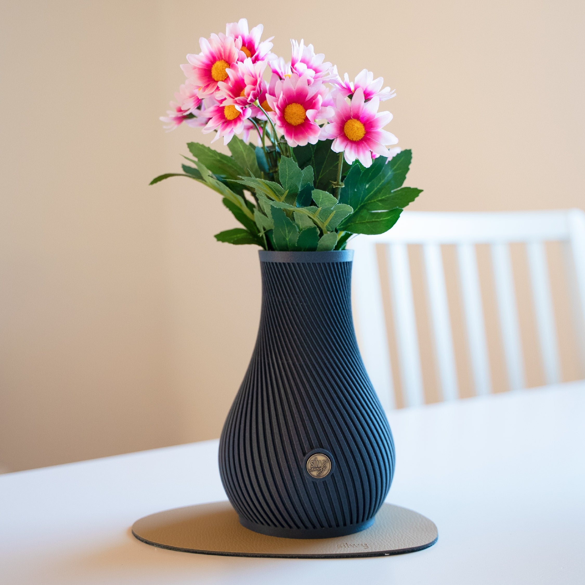 Vase magnétique PURE GRIS FONCÉ