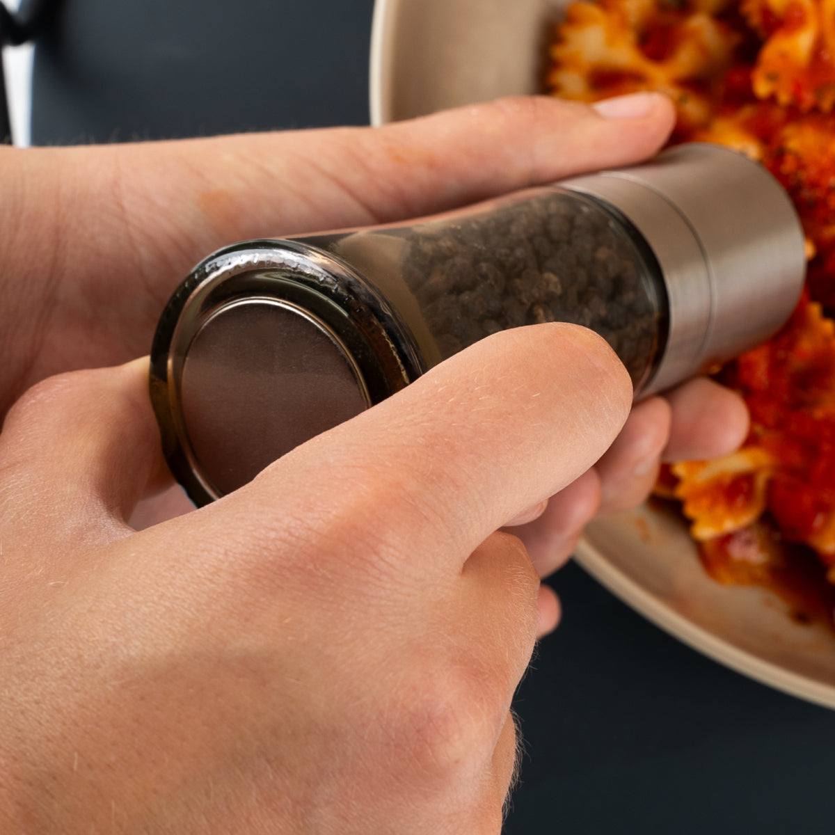 Nahaufnahme Magnet im Mühlenboden