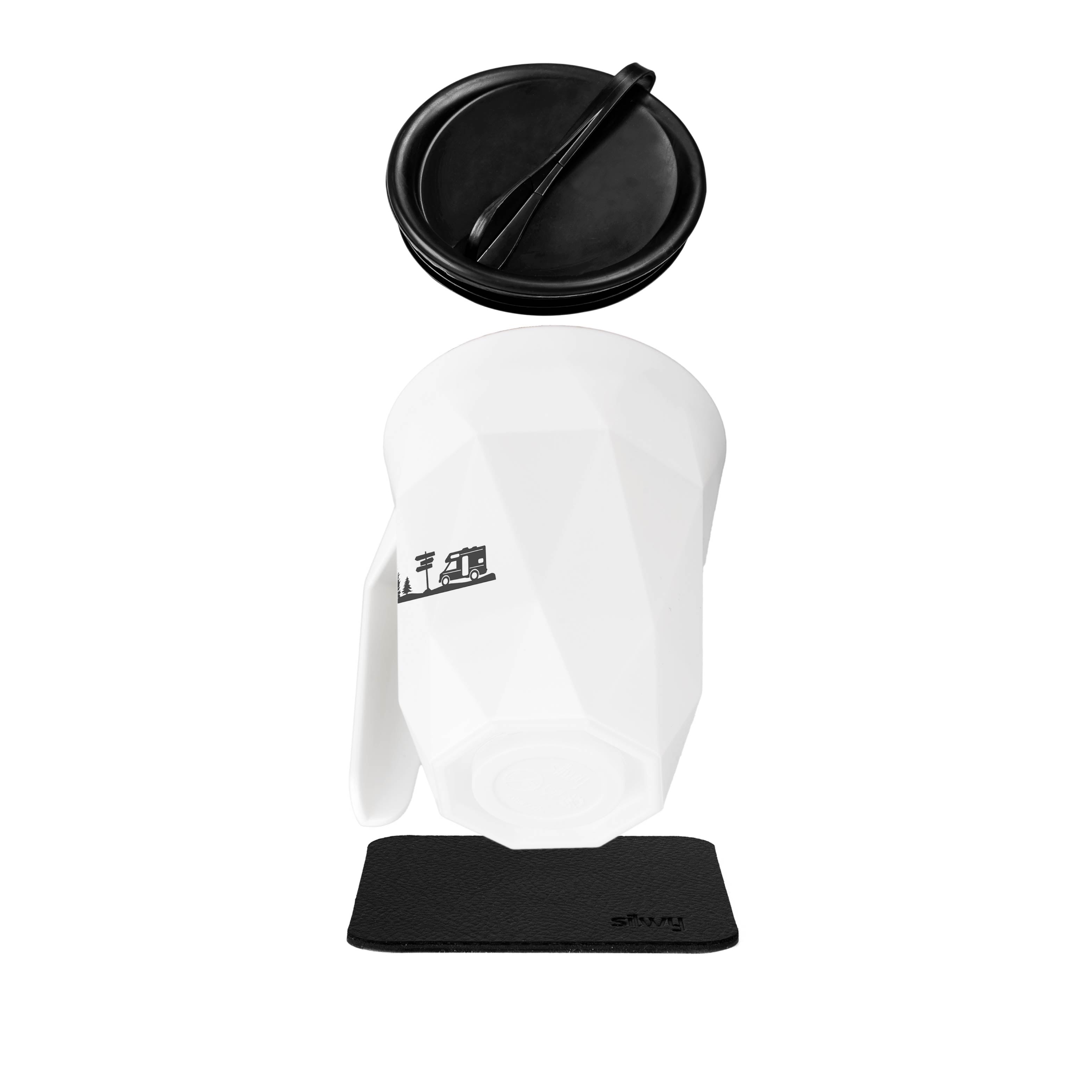 Einzelteile der Magnet-Kunststofftasse TO-GO - schwarzer Deckel, weiße Tasse und quadratisches Metall-Nano-Gel-Pad in schwarz 