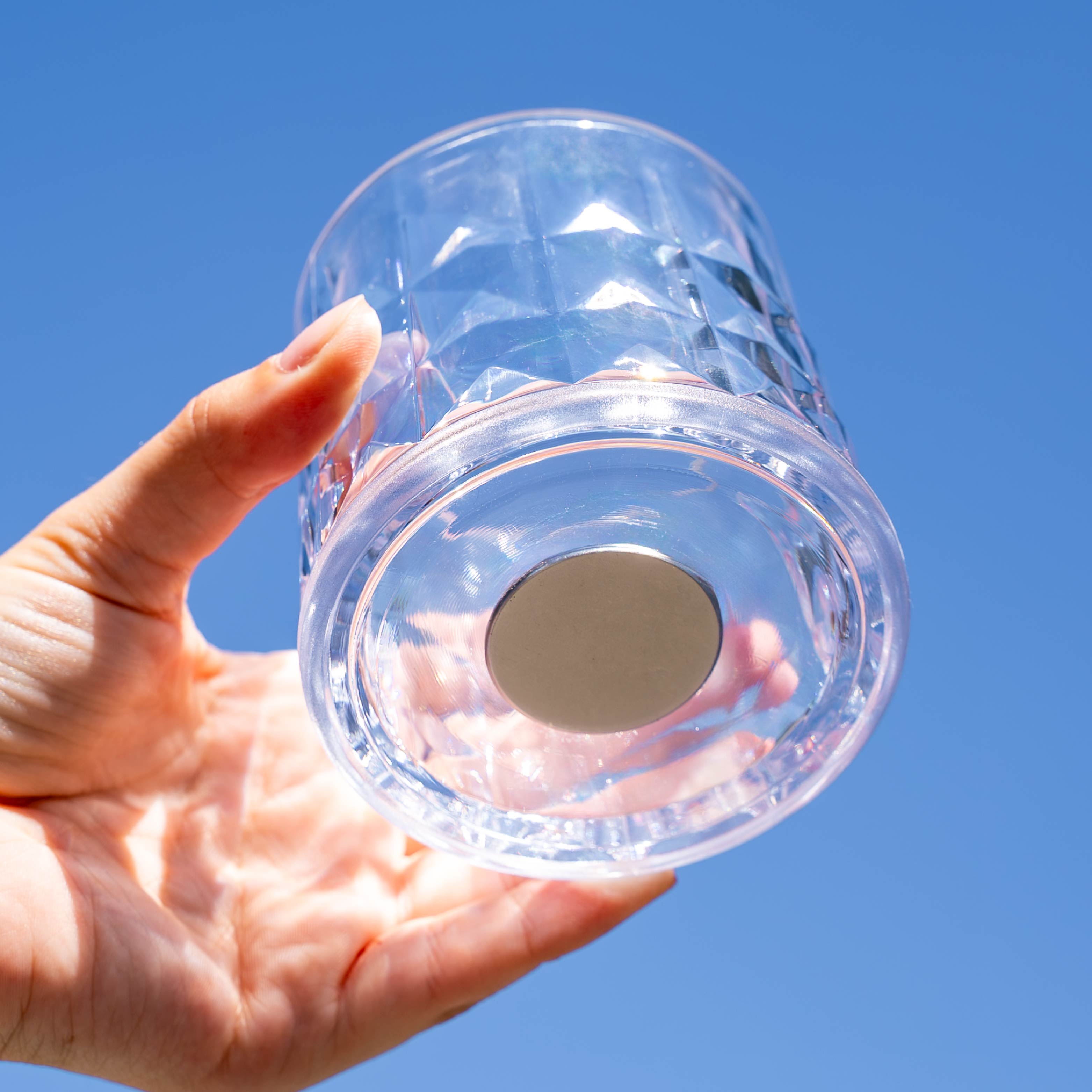 Verre en plastique magnétique TUMBLER transparent sans patin