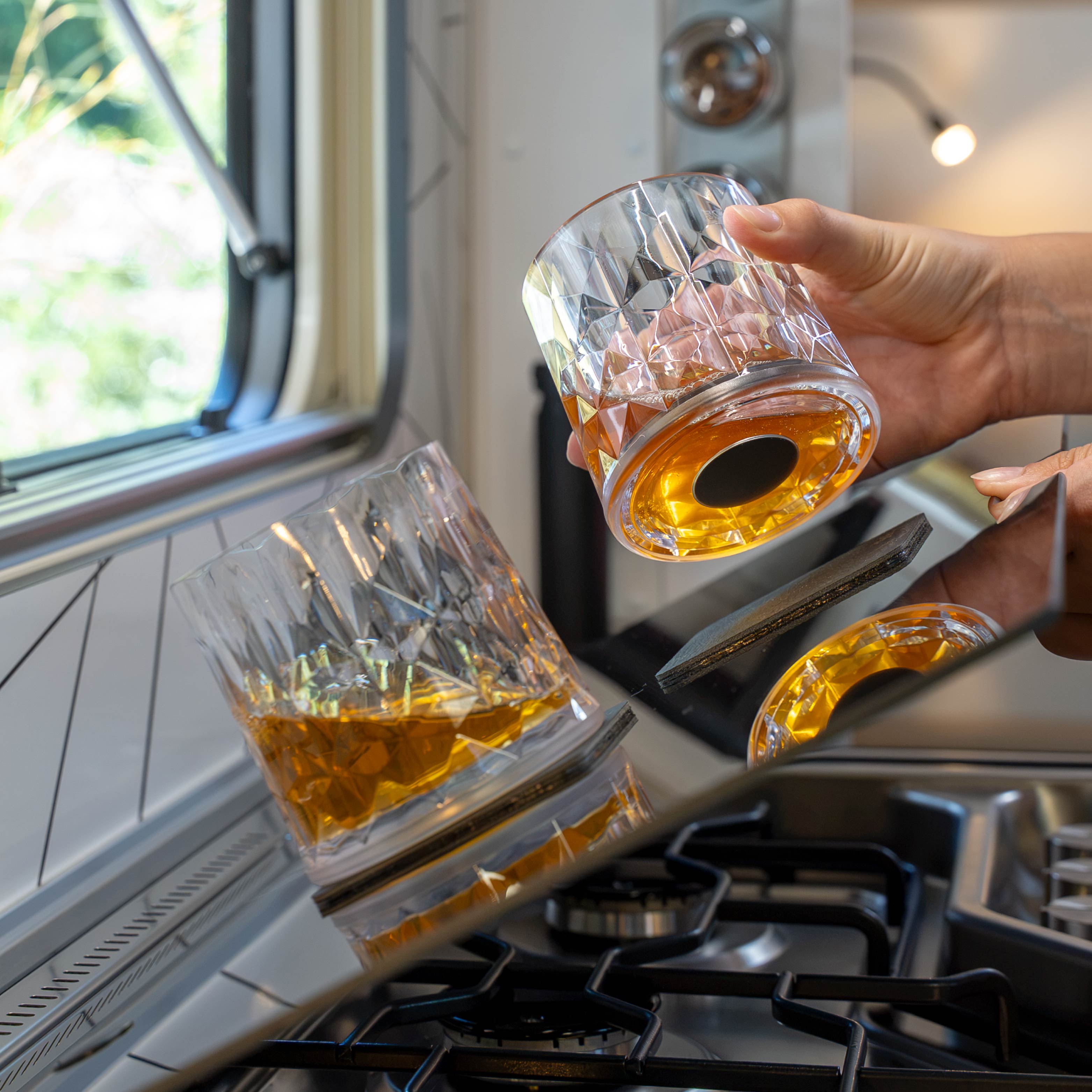 Verres en plastique aimantés TUMBLER TRANSPARENT