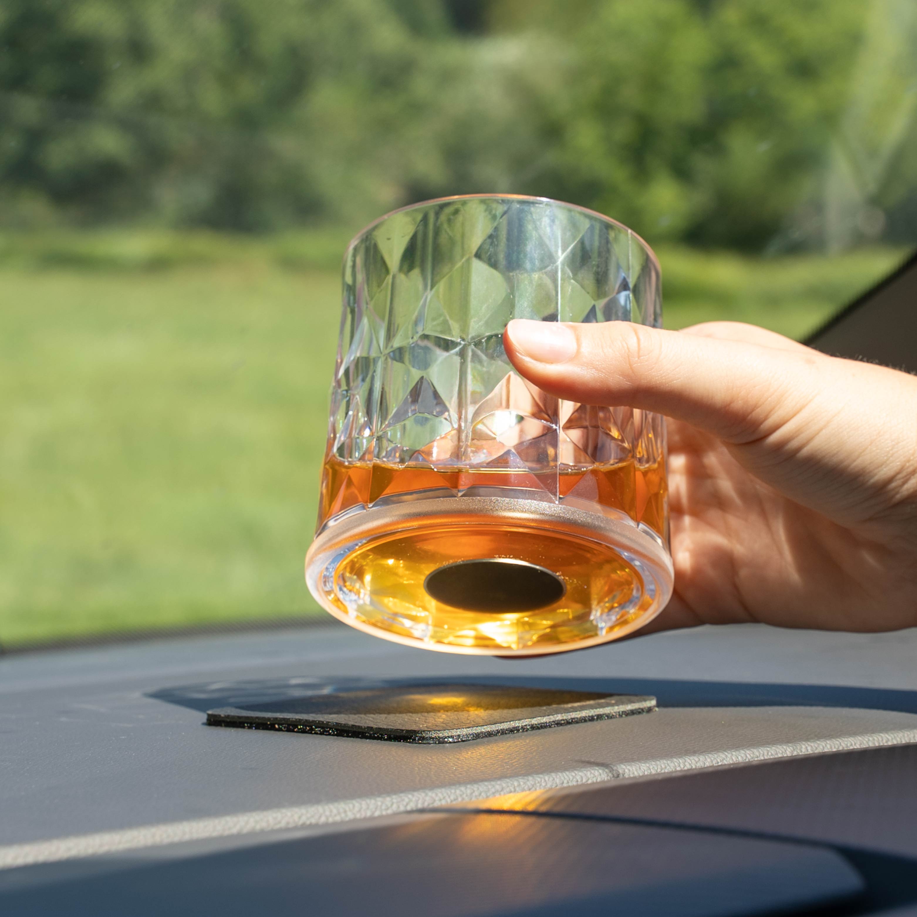 Verres en plastique aimantés TUMBLER TRANSPARENT