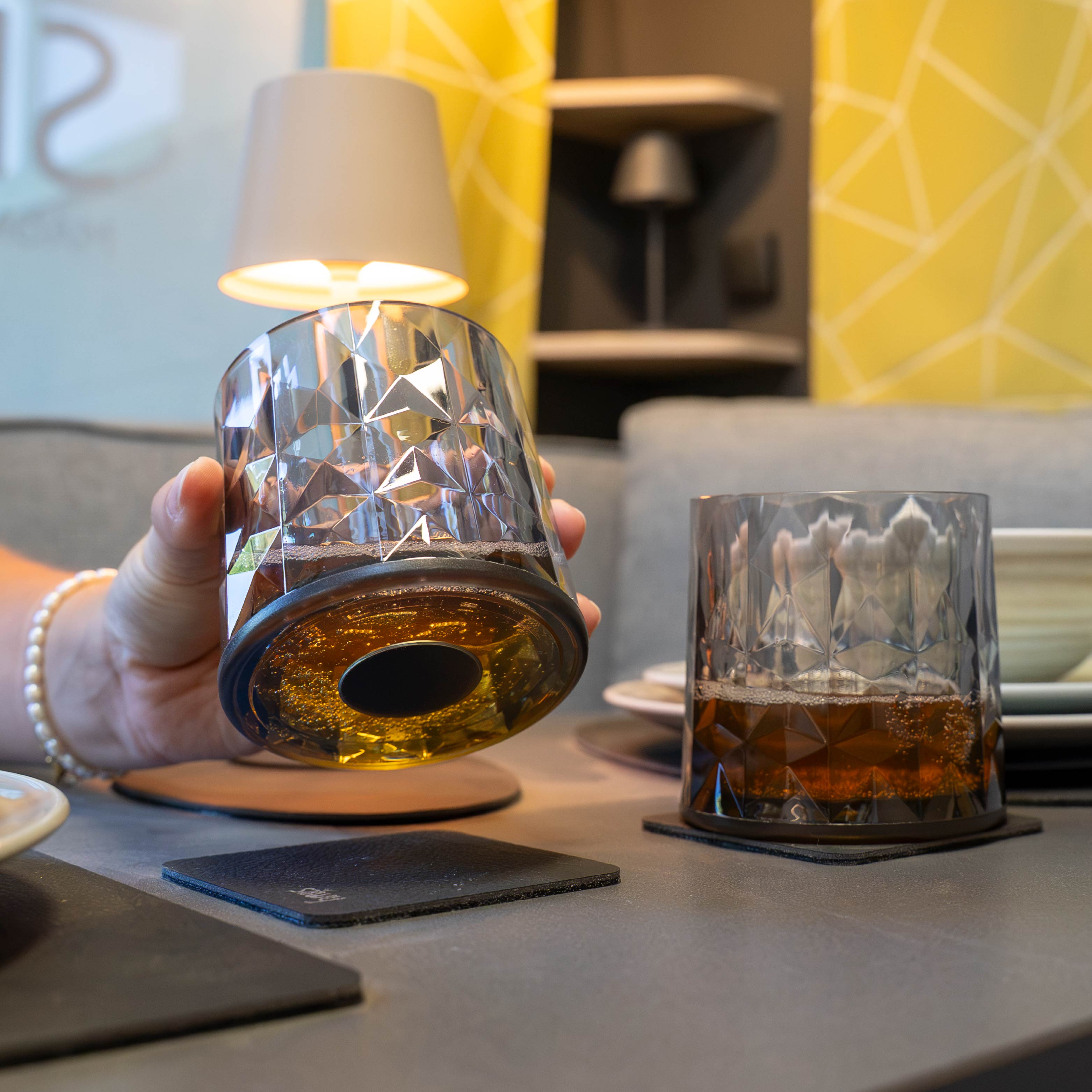 Verres en plastique magnétiques TUMBLER GRIS