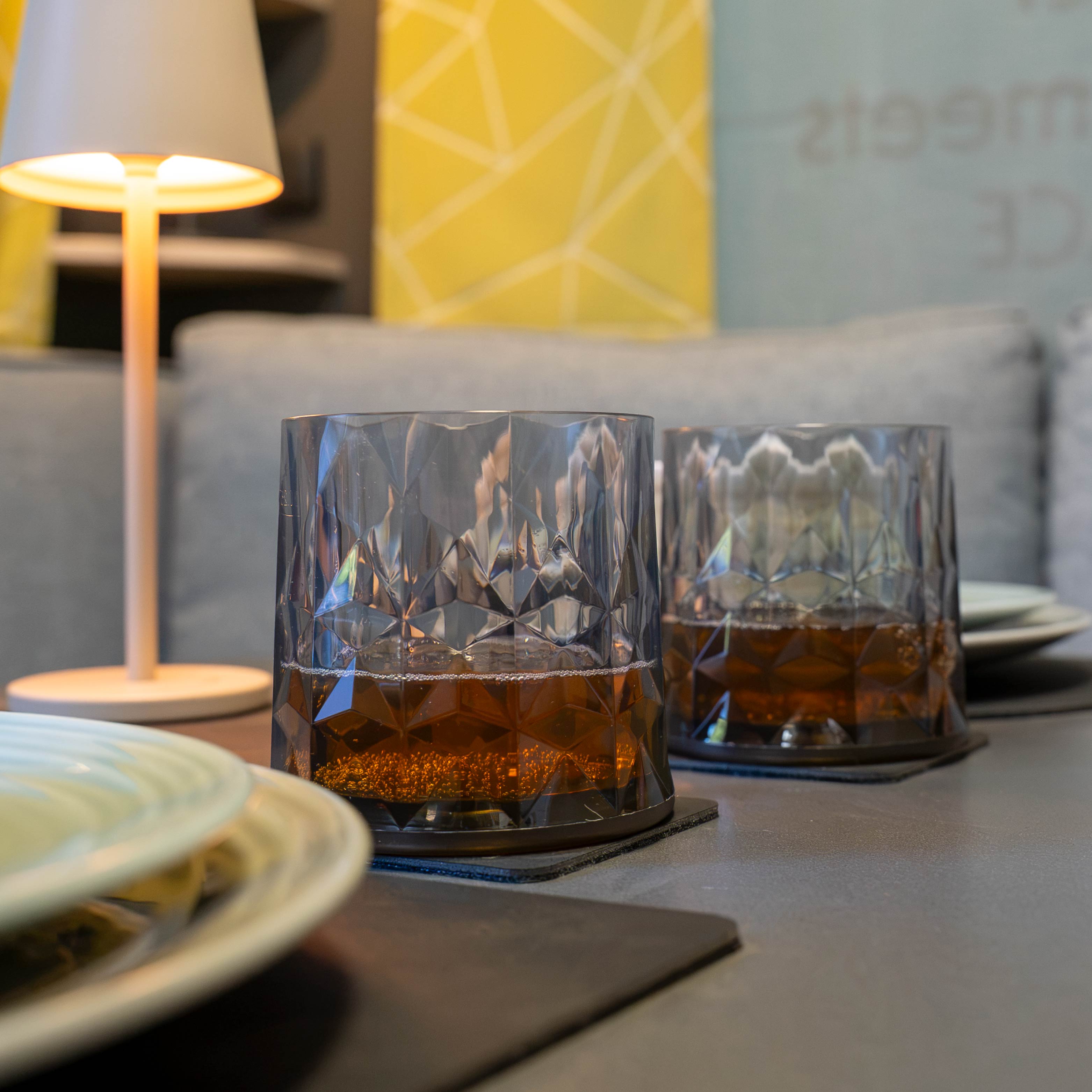 Verres en plastique magnétiques TUMBLER GRIS