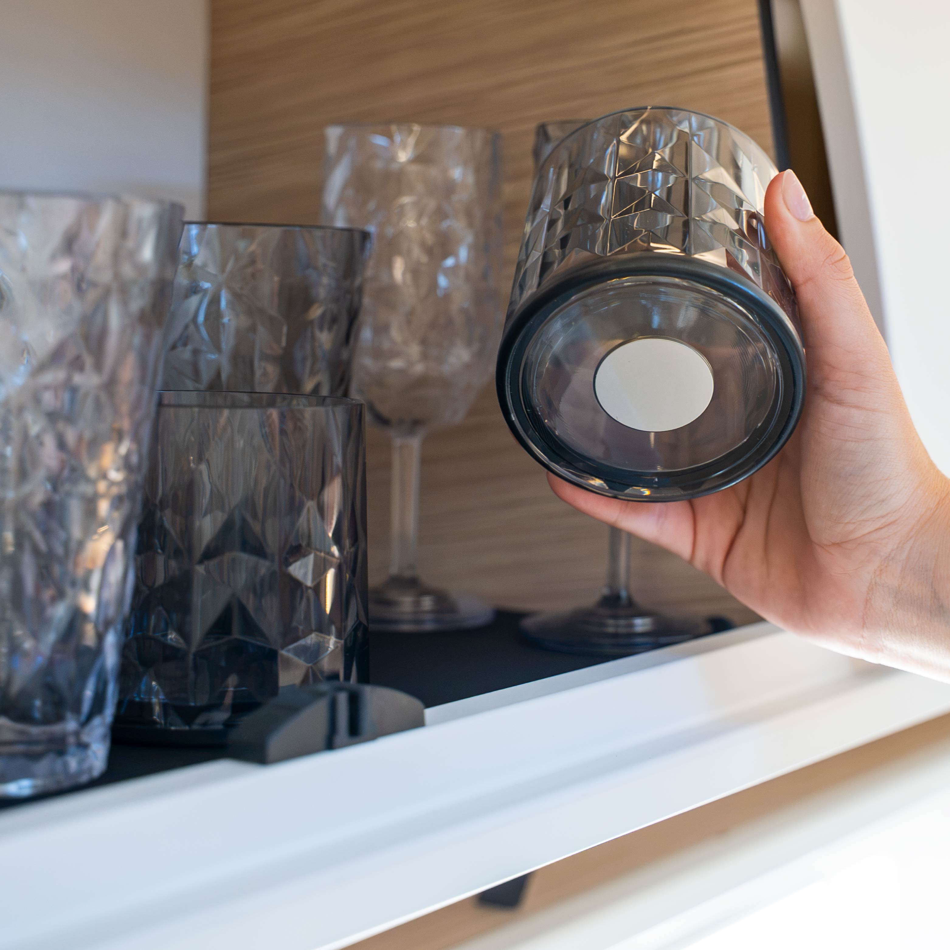 Verre plastique magnétique TUMBLER GREY sans patin
