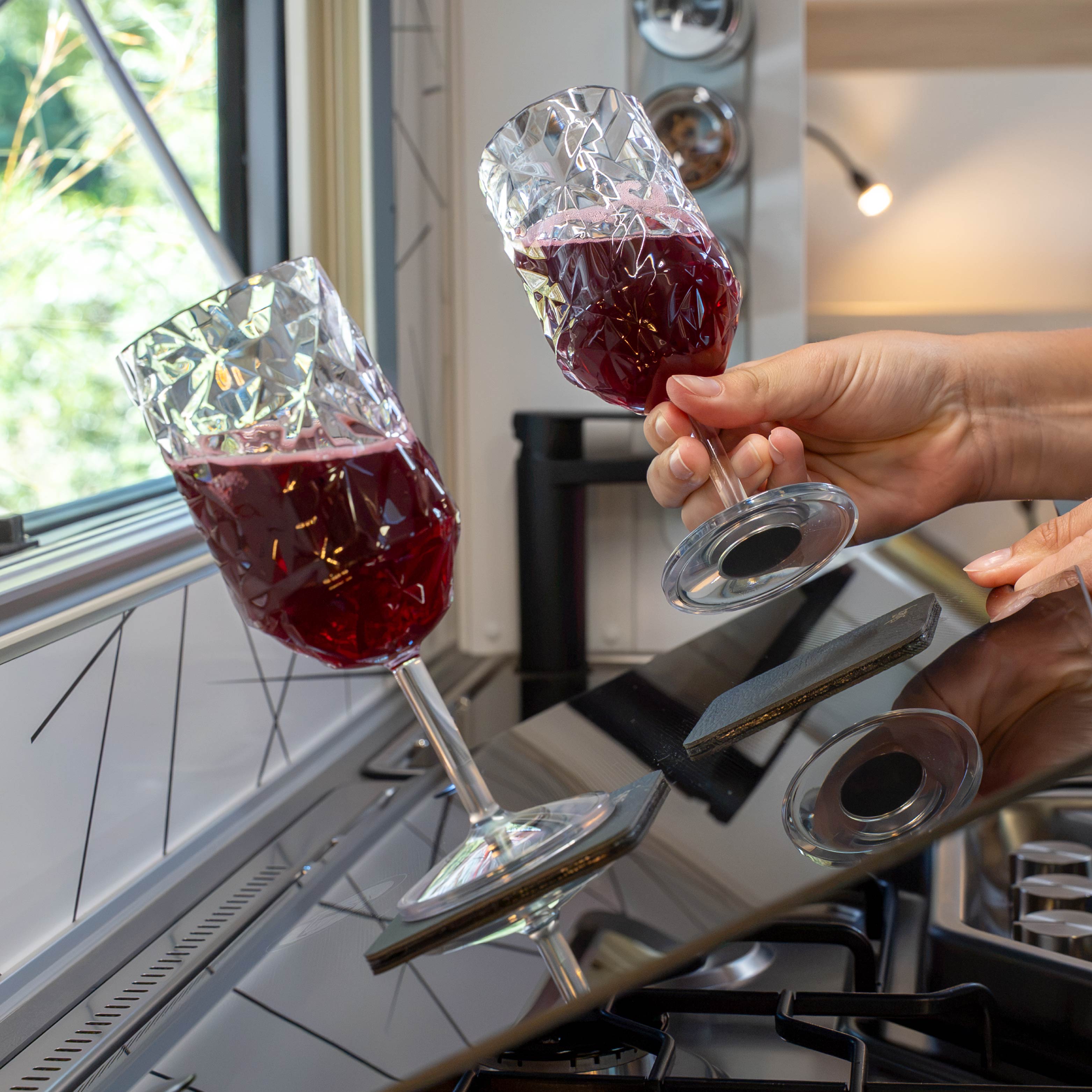 Verres en plastique aimantés WEIN CLEAR PRISMA