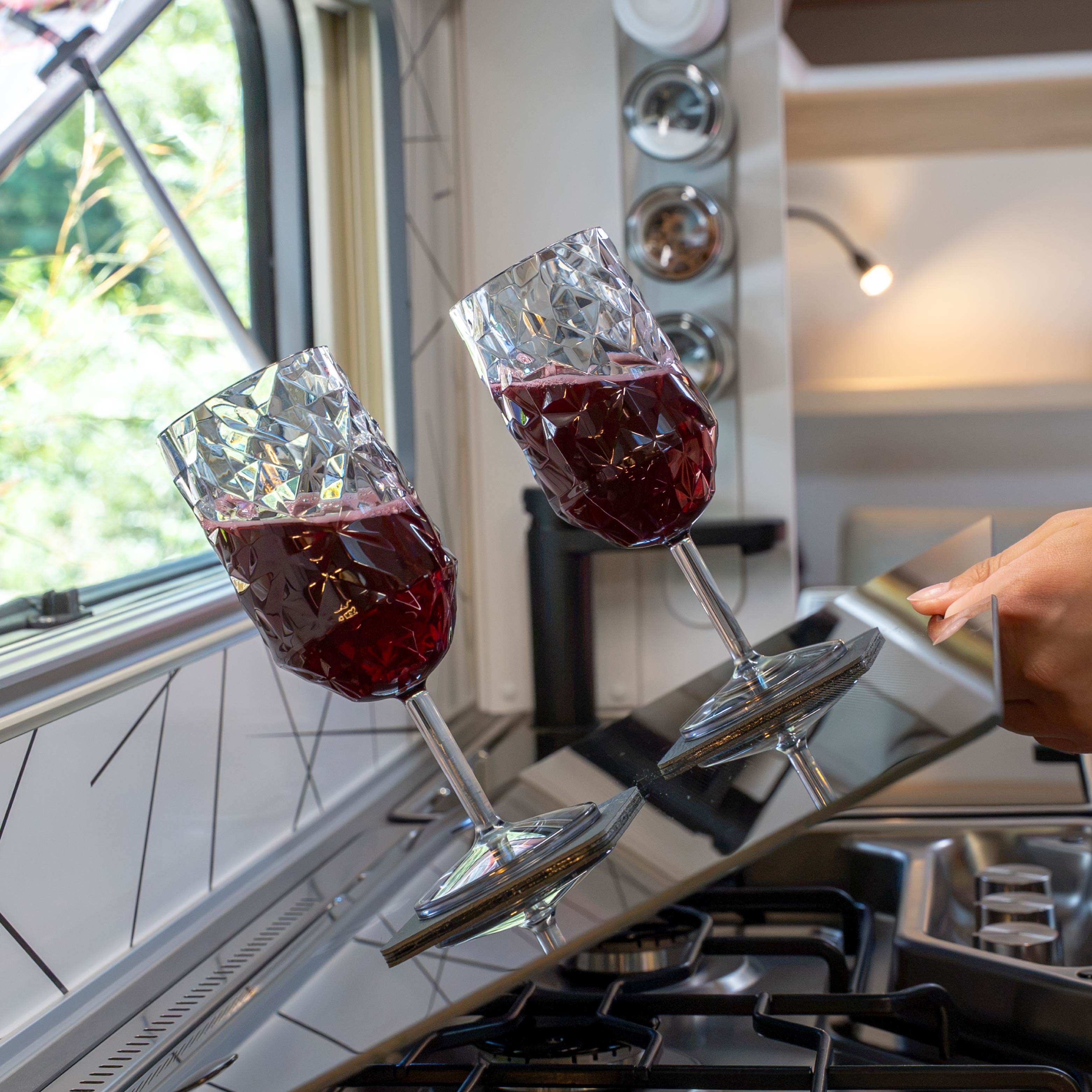 Verres plastiques aimantés VIN GRIS PRISMA
