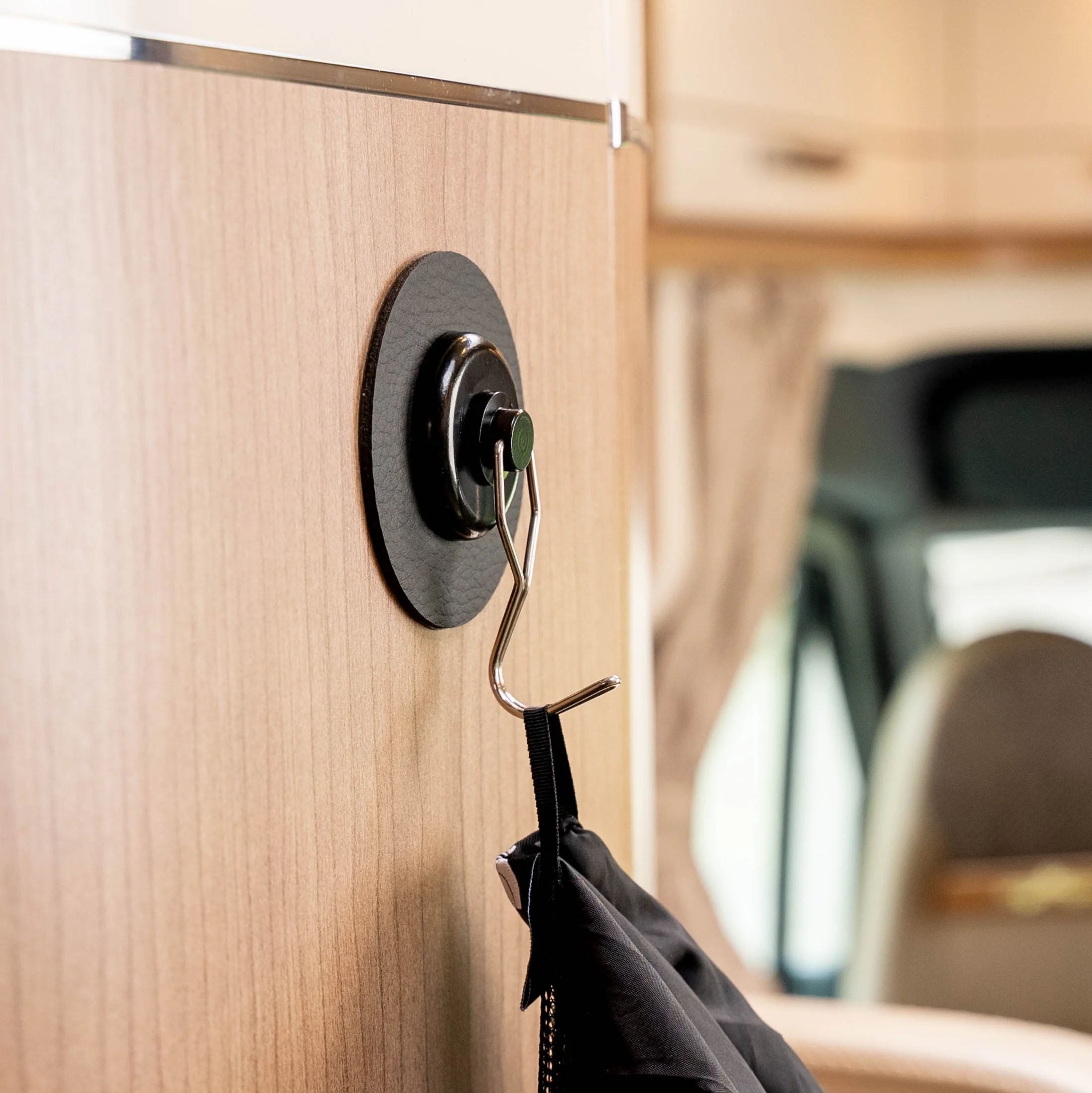 Magnet-Haken mit zugehörigem Metall-Nano-Gel-Pad 